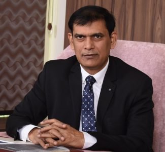 Dr. SN Yadav | best orthopaedic doctor in Varanasi